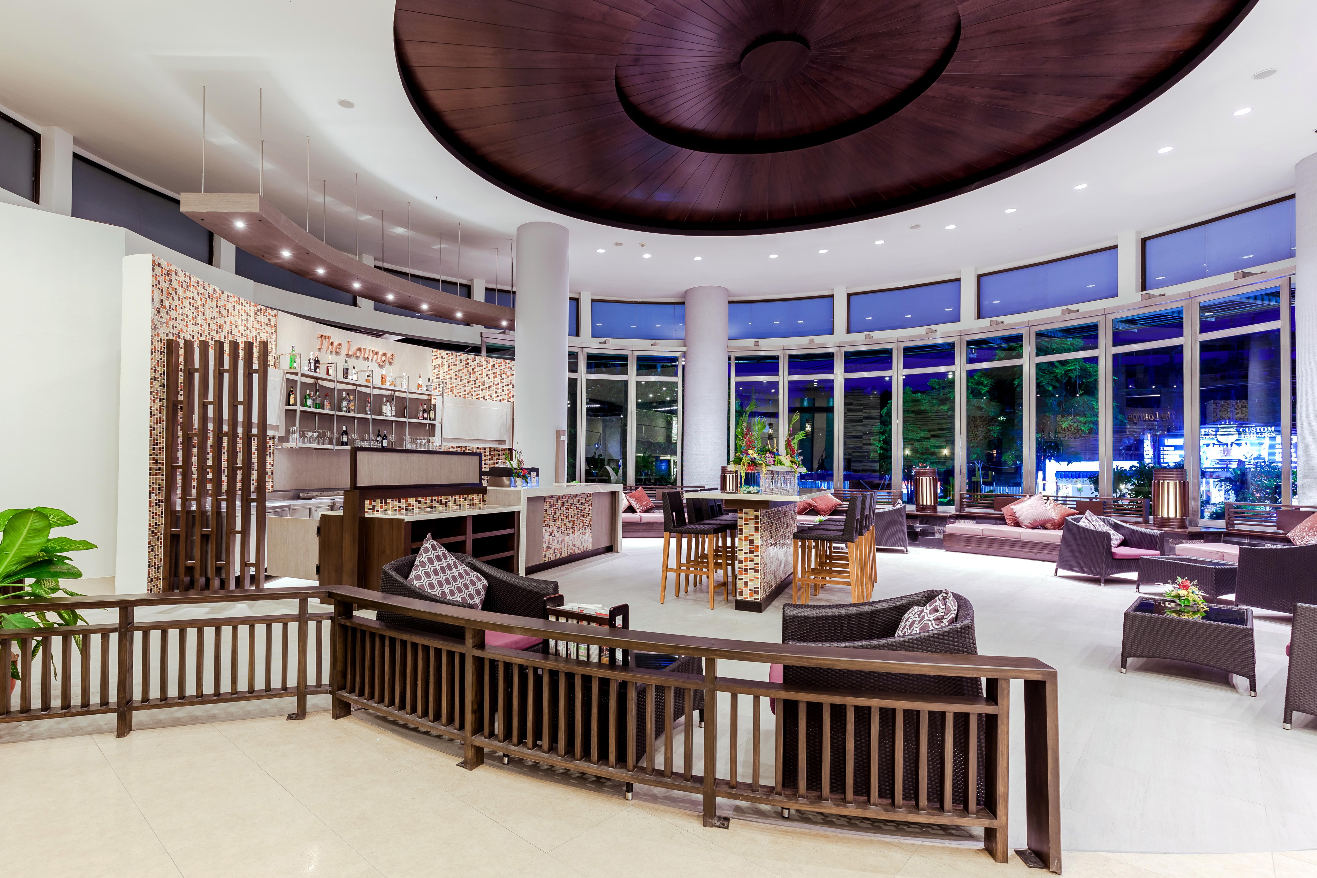 Deevana Plaza Phuket - Sha Extra Plus Patong Extérieur photo